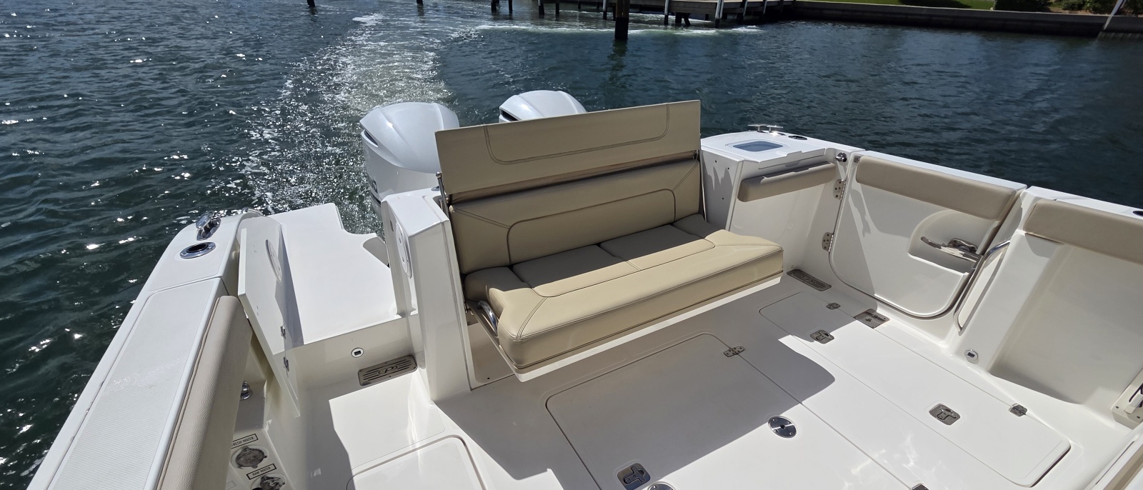 2019 Pursuit 328 Sport