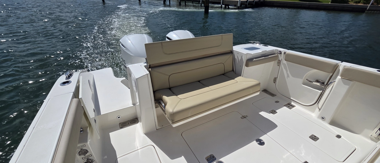 2019 Pursuit 328 Sport