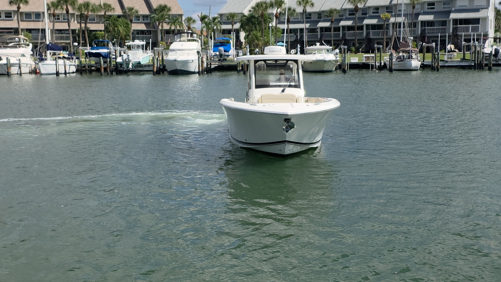 2019 Pursuit 328 Sport