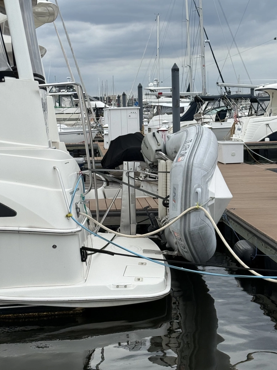 2005 Silverton 43 Motor Yacht