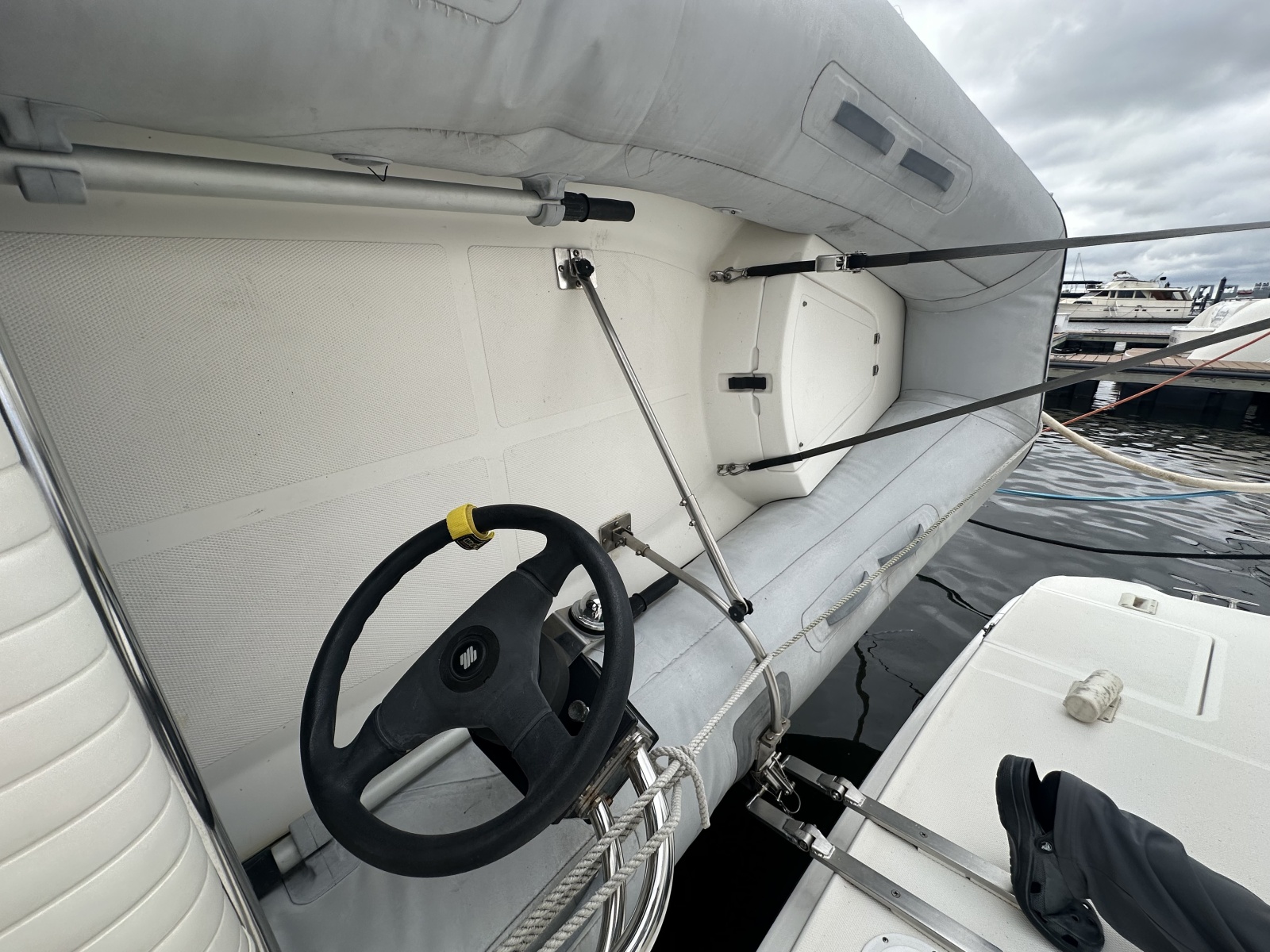 2005 Silverton 43 Motor Yacht