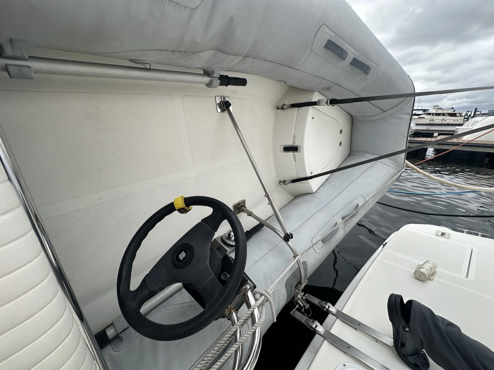 2005 Silverton 43 Motor Yacht