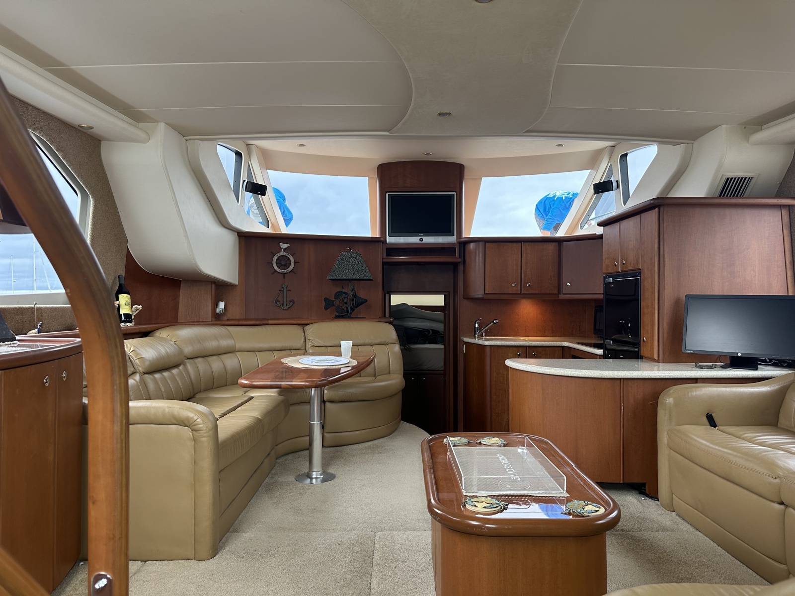 2005 Silverton 43 Motor Yacht