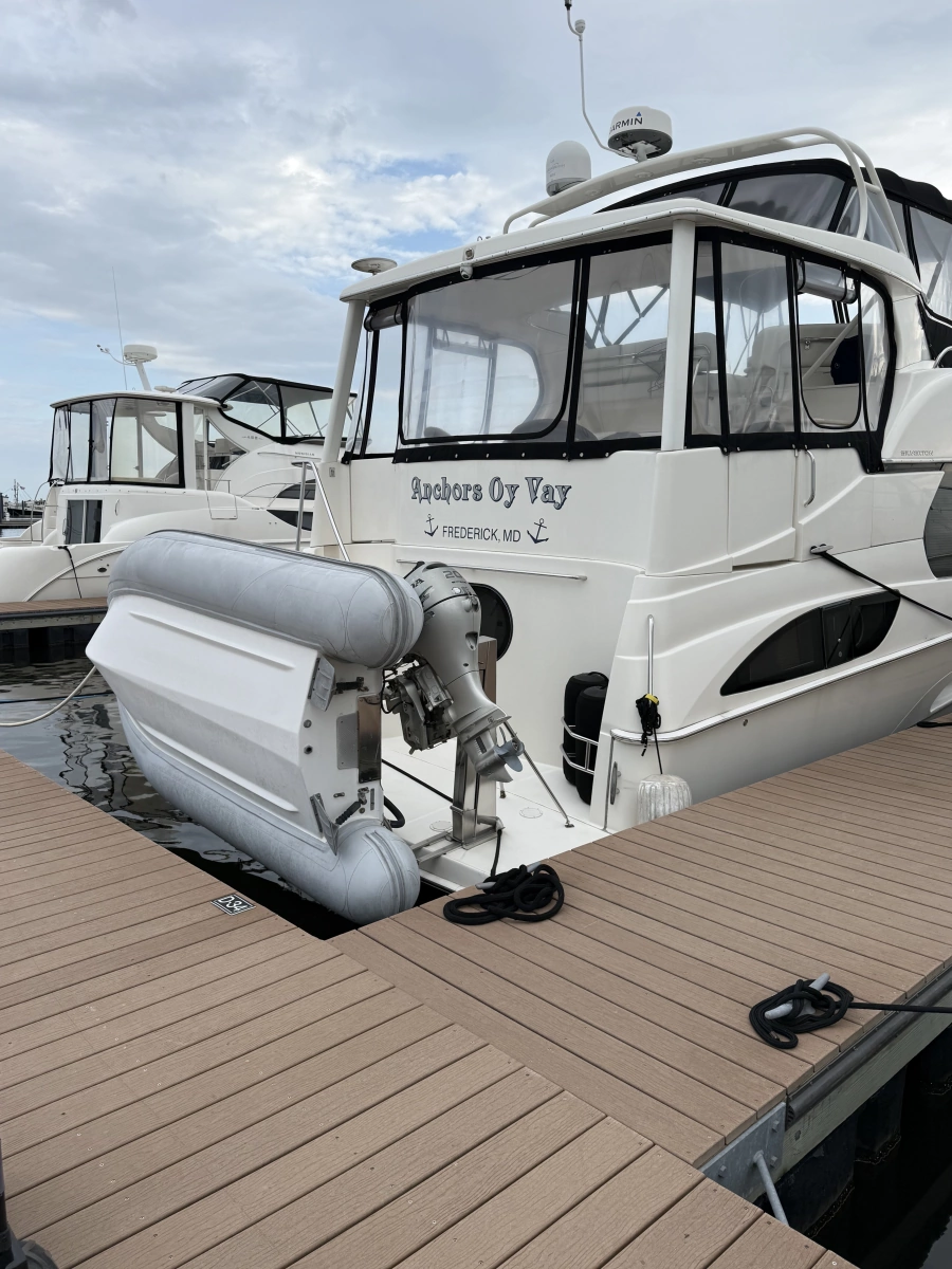 2005 Silverton 43 Motor Yacht