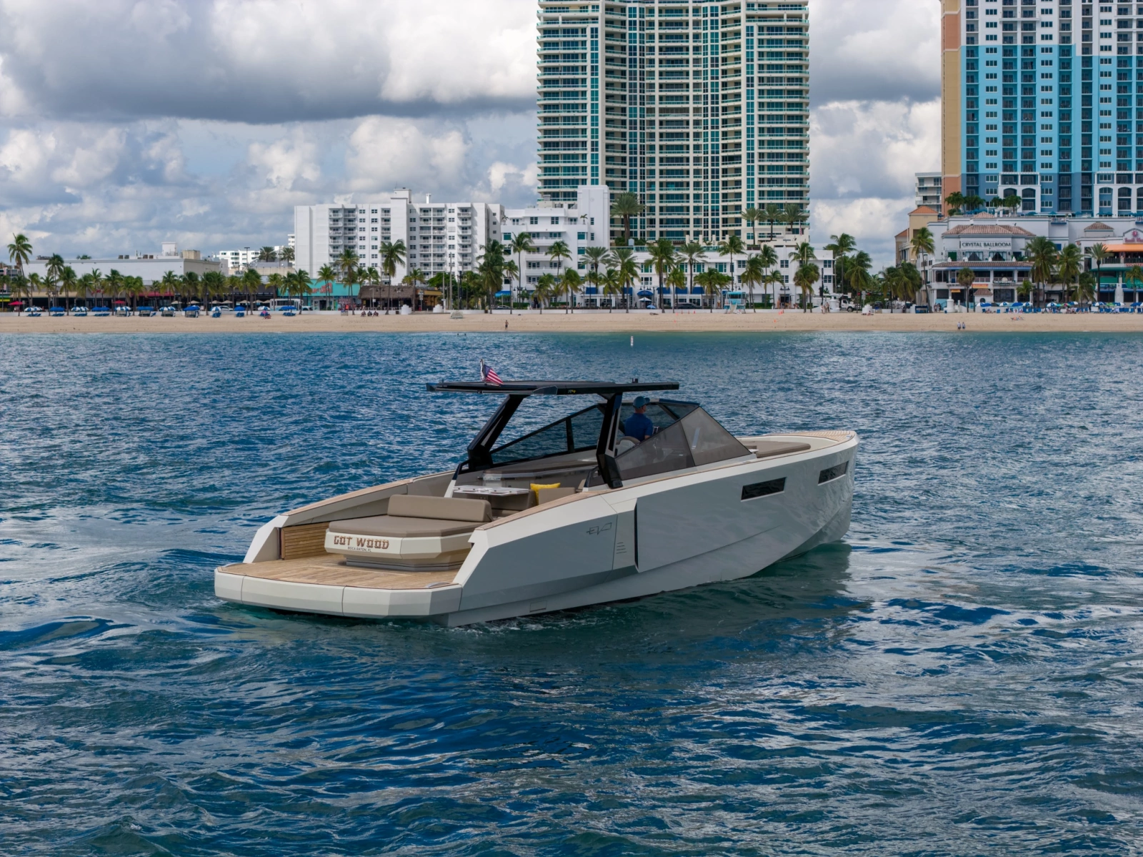 2023 Evo Marine R4