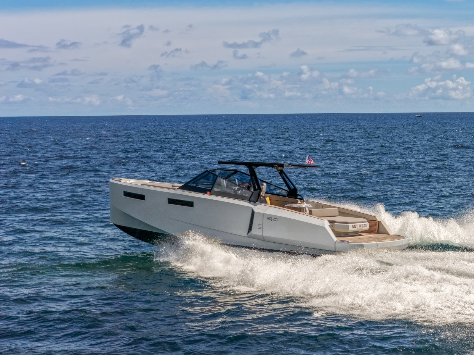 2023 Evo Marine R4