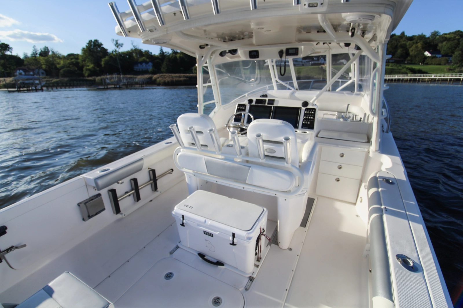 2014 Everglades 350LX