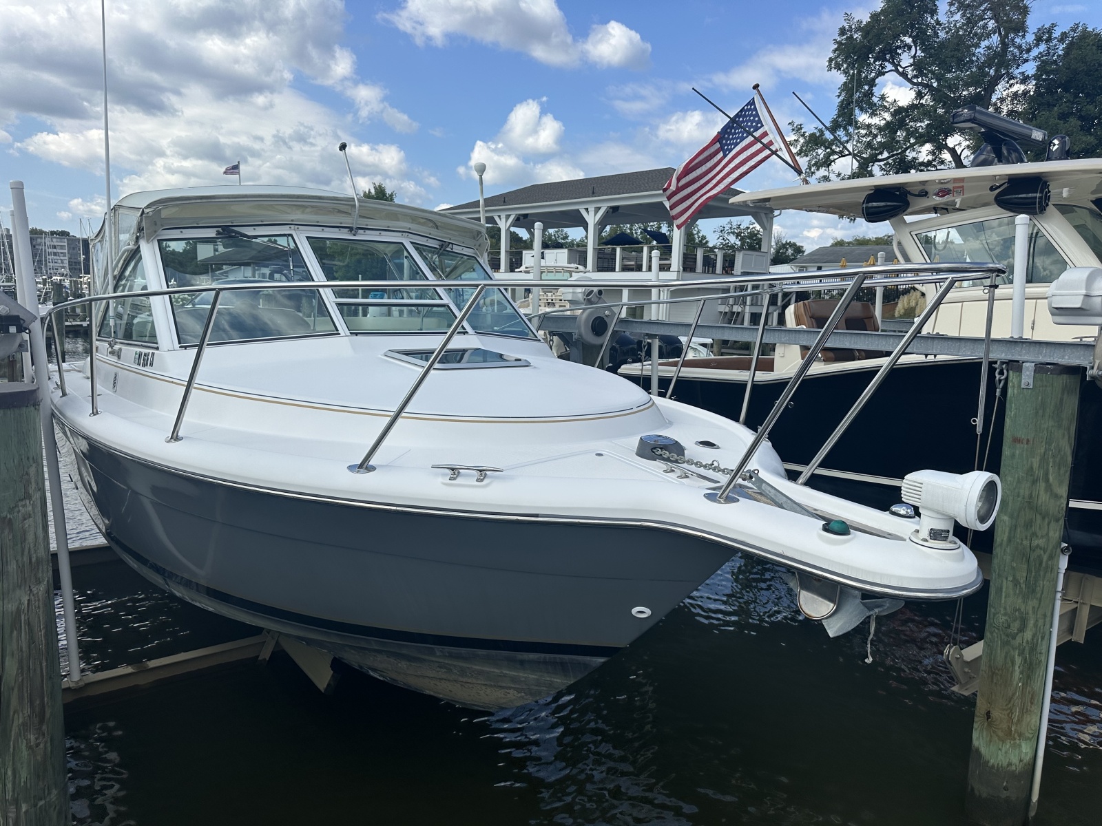 2005 Tiara Yachts 2900 Coronet