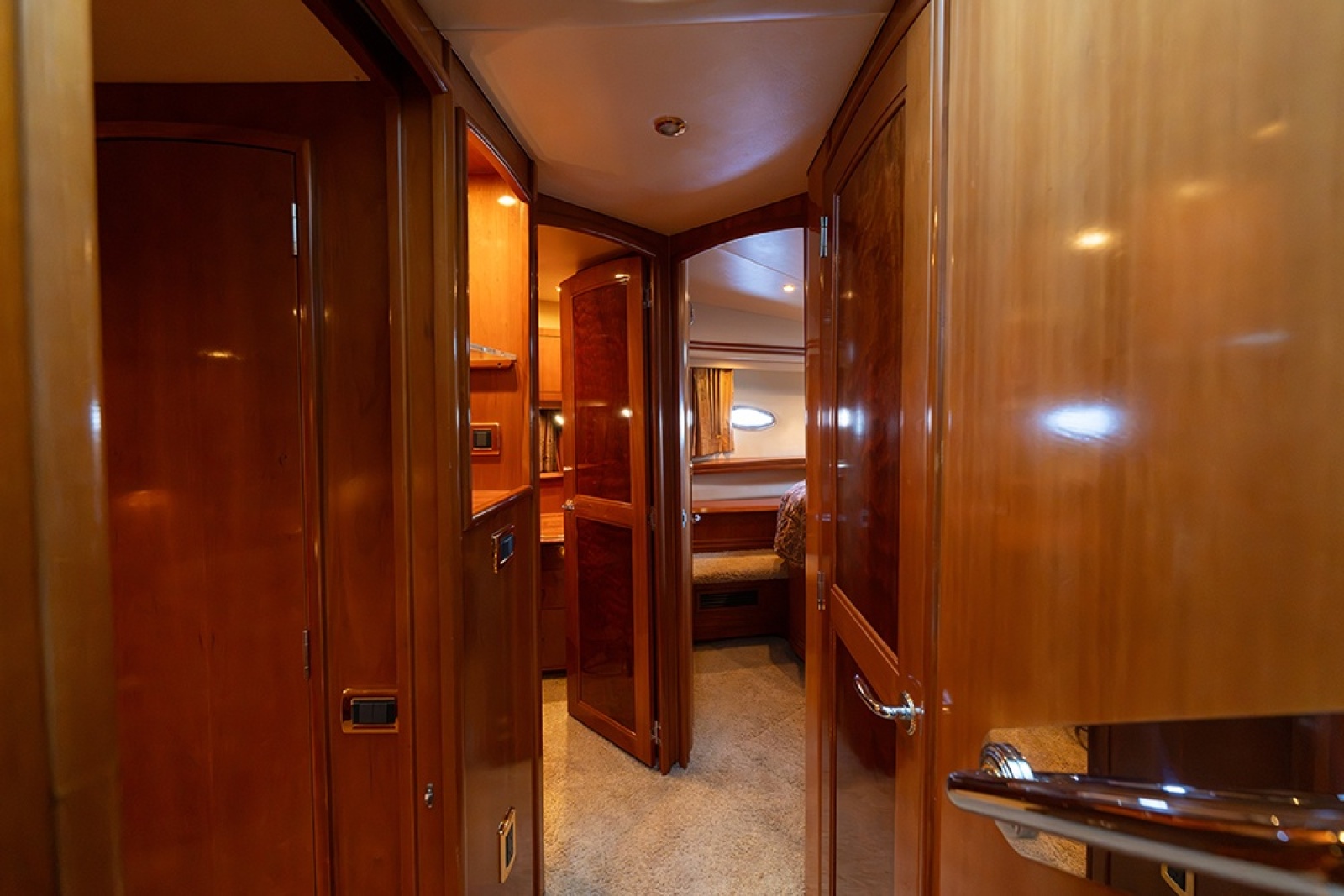 Entry to the staterooms