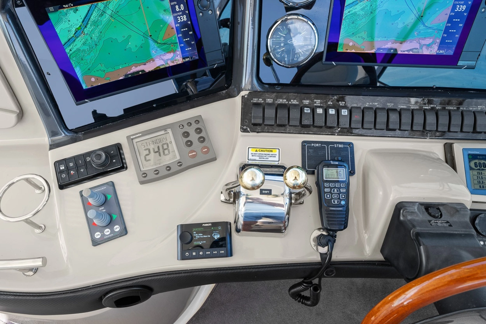 2005 Sea Ray 420 Sundancer