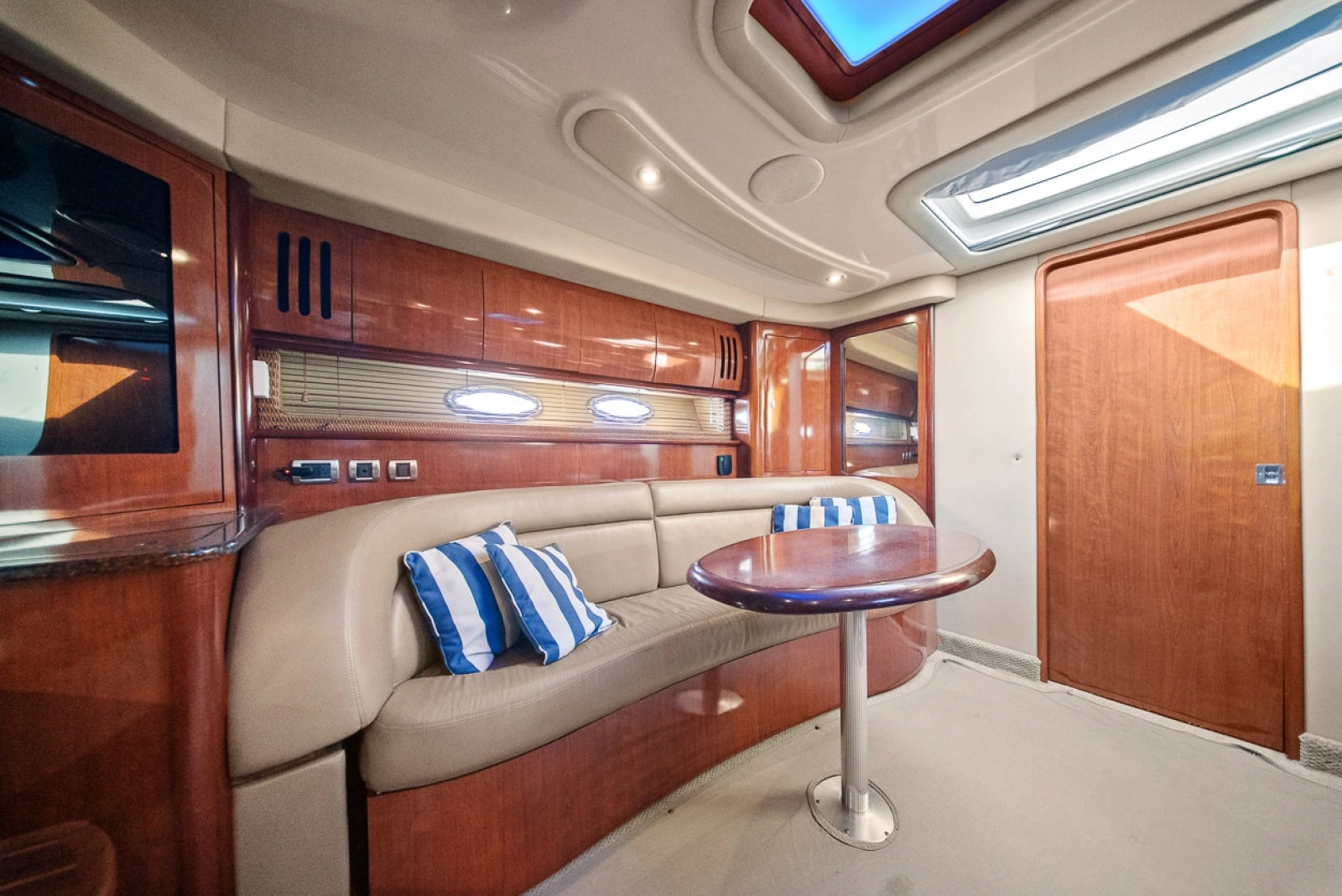 2005 Sea Ray 420 Sundancer