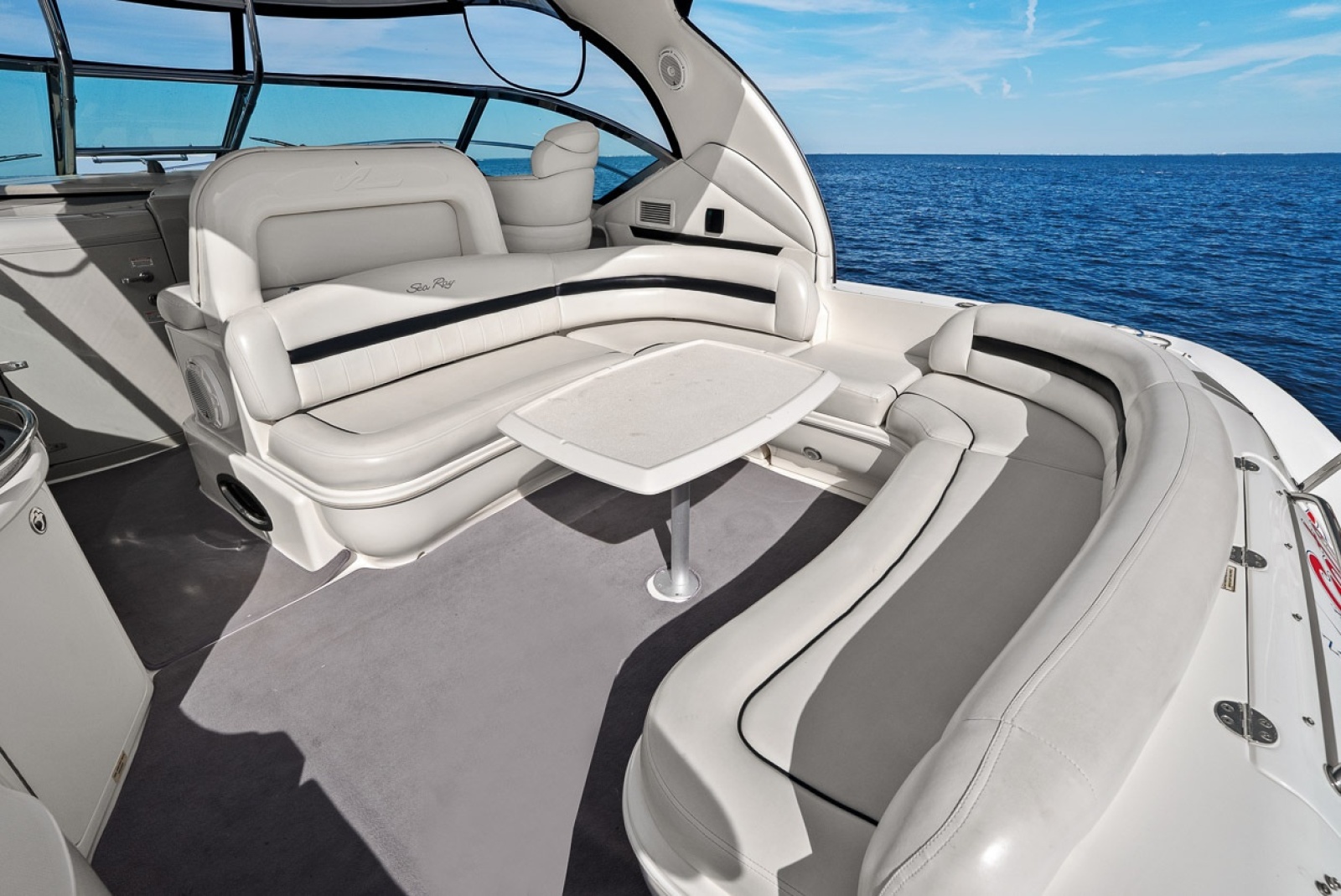 2005 Sea Ray 420 Sundancer