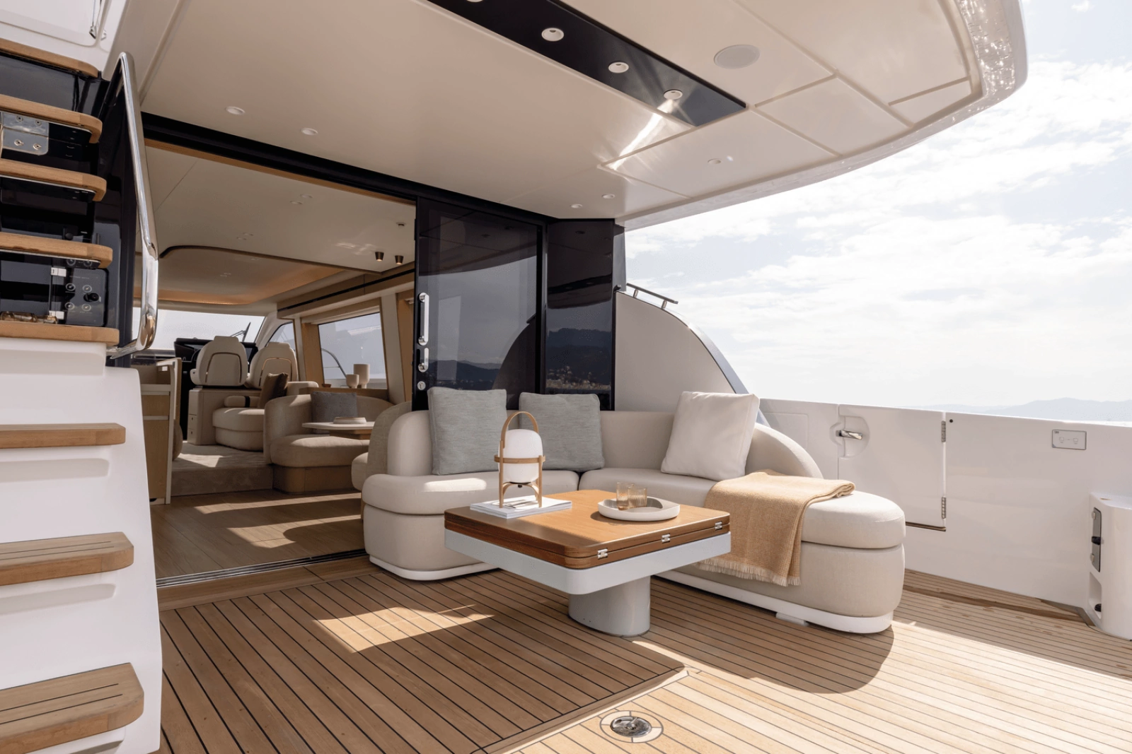62ft Azimut Yacht For Sale