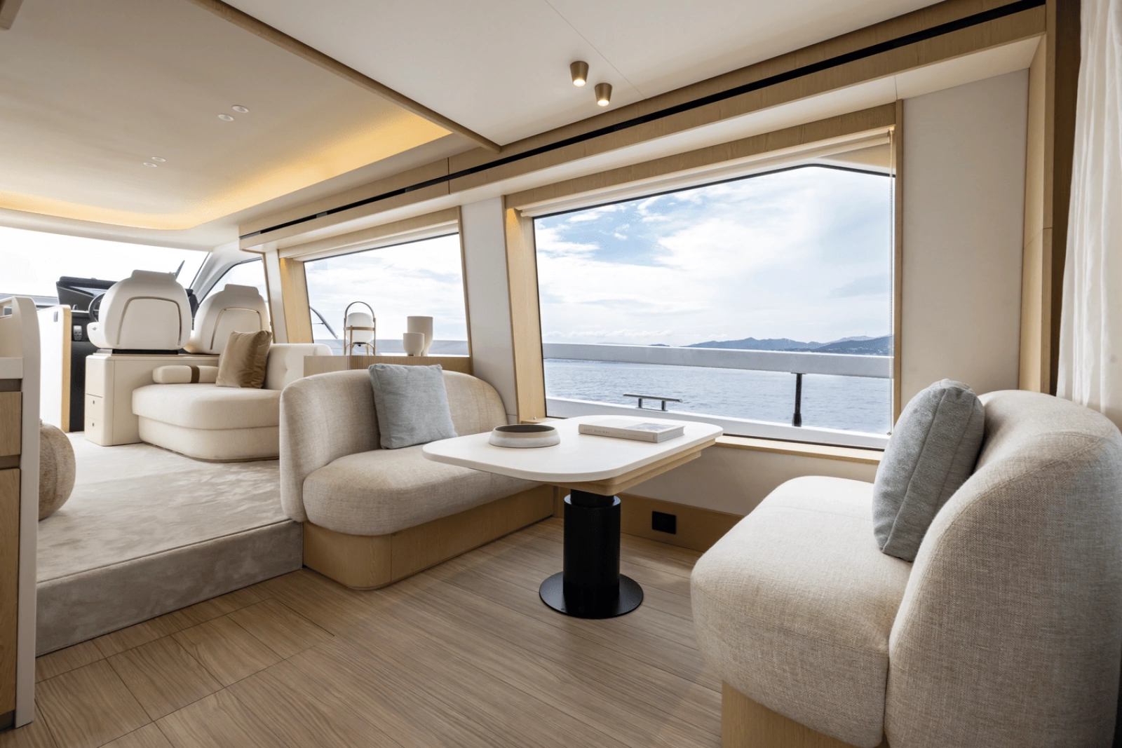 62ft Azimut Yacht For Sale