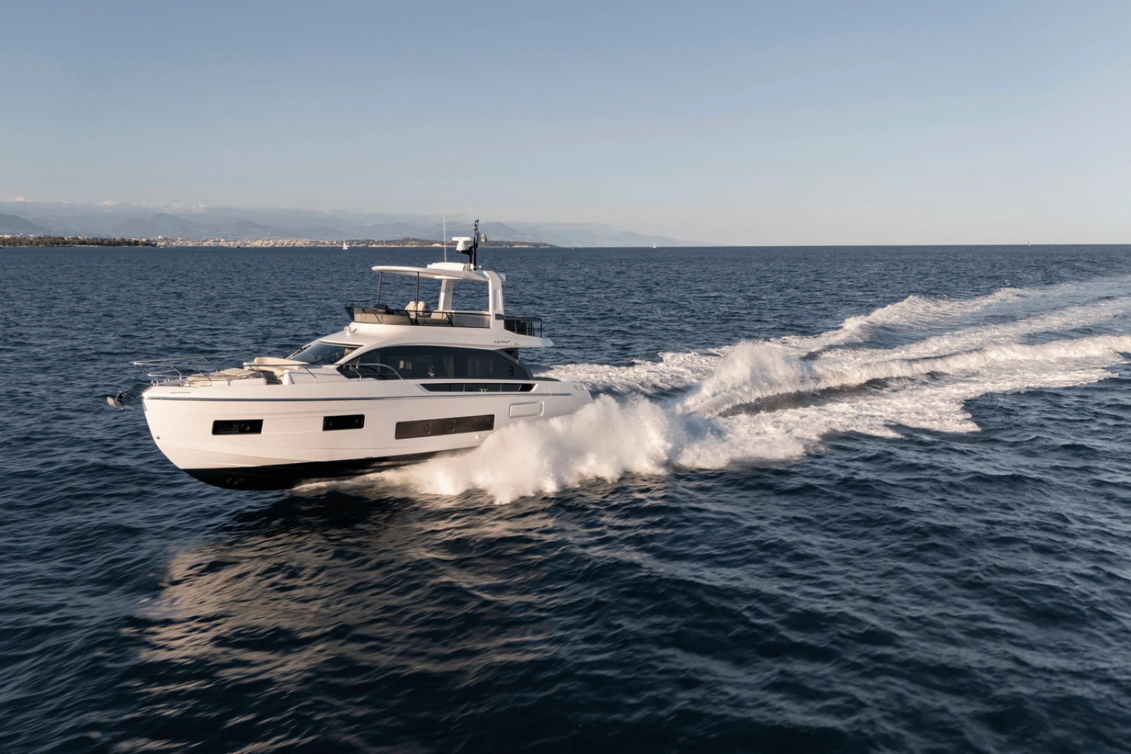 62ft Azimut Yacht For Sale