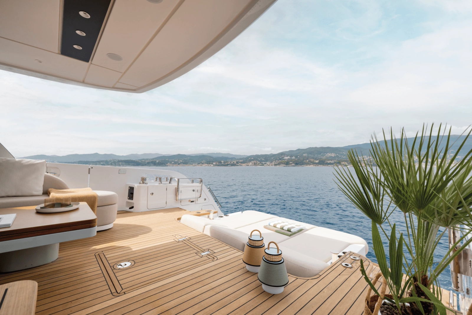 62ft Azimut Yacht For Sale