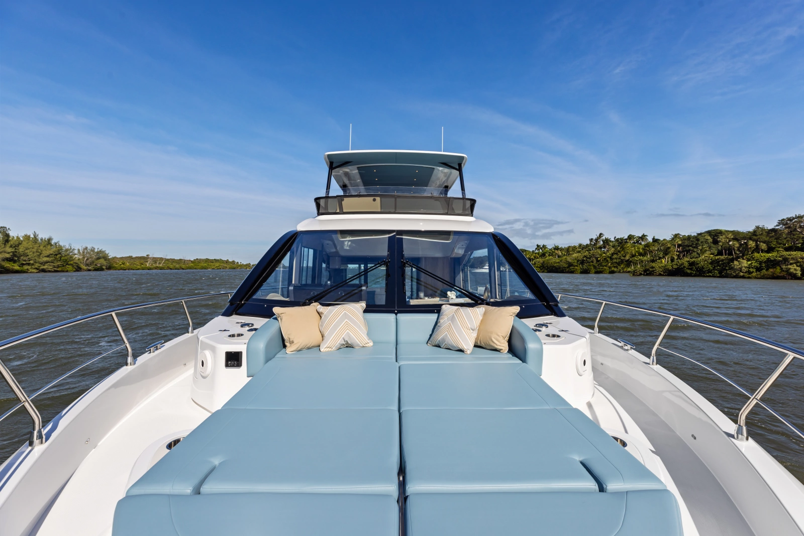 50ft Cruisers Yachts Yacht For Sale