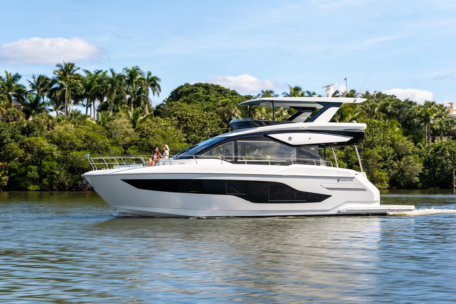 50ft Cruisers Yachts Yacht For Sale