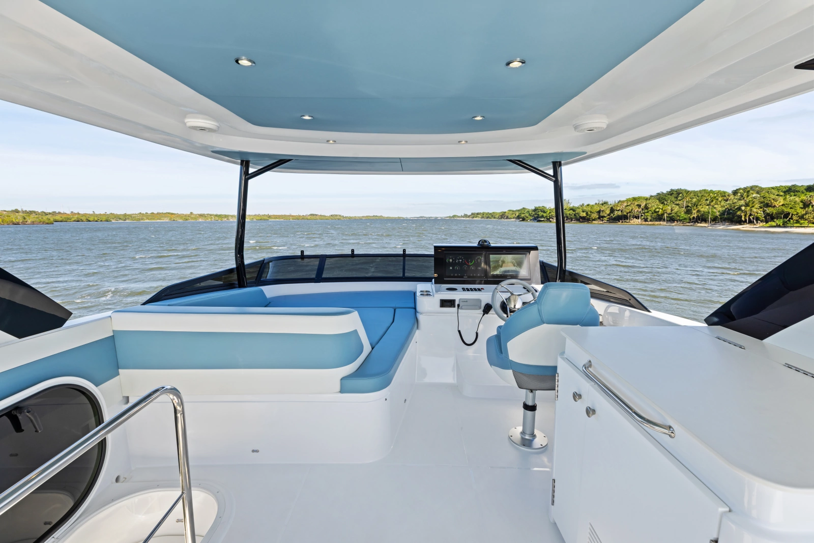 50ft Cruisers Yachts Yacht For Sale