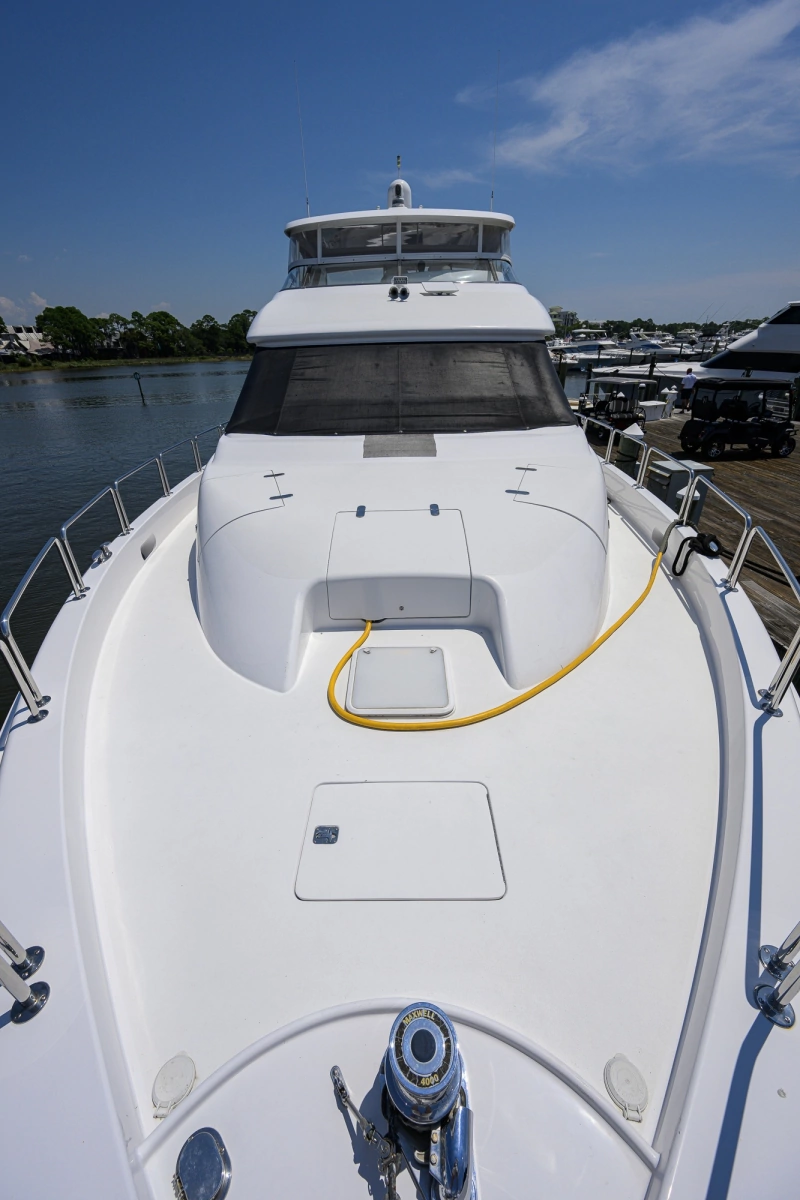 2013 Hatteras 80 Motor Yacht