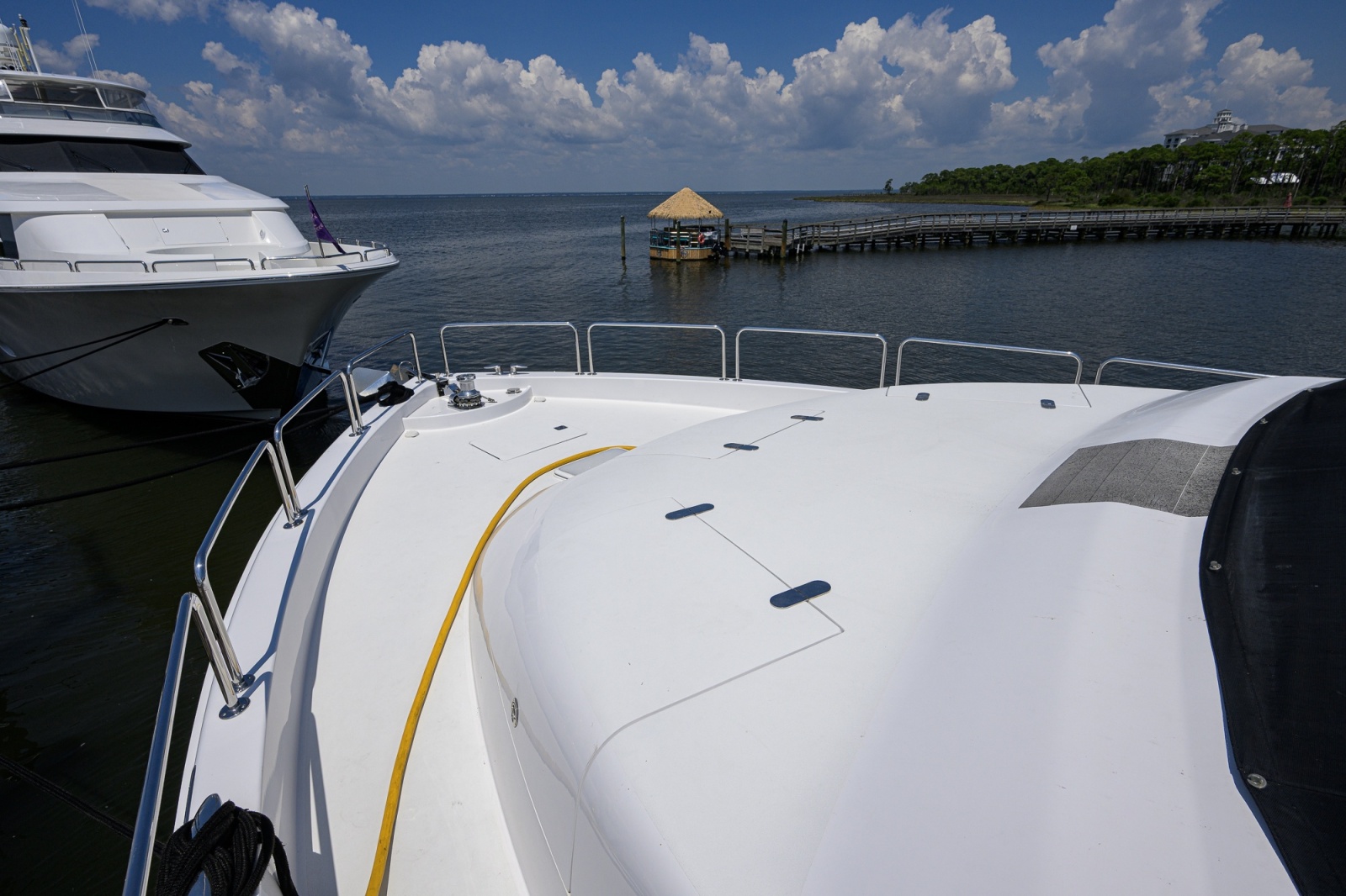 2013 Hatteras 80 Motor Yacht