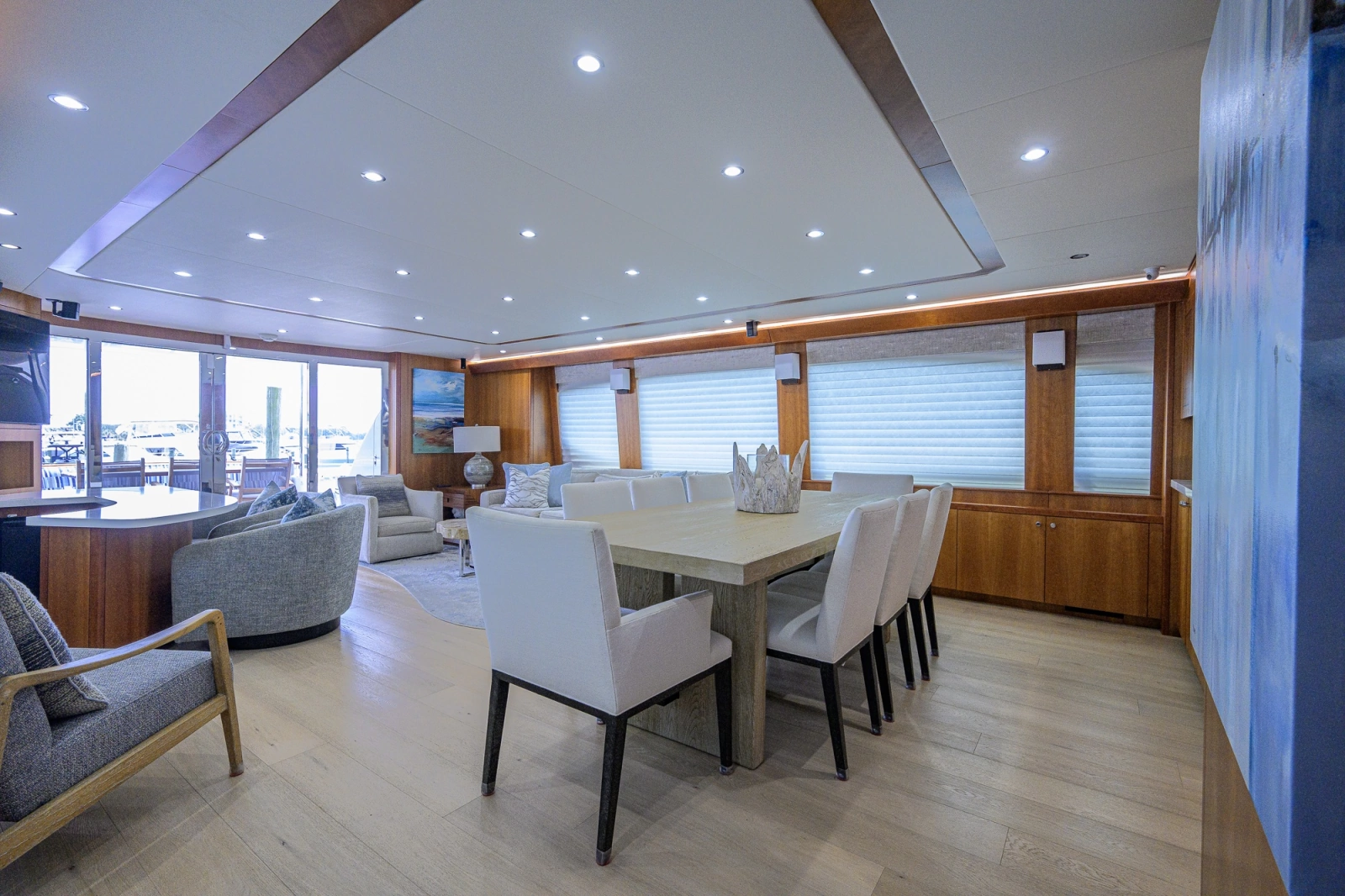 2013 Hatteras 80 Motor Yacht