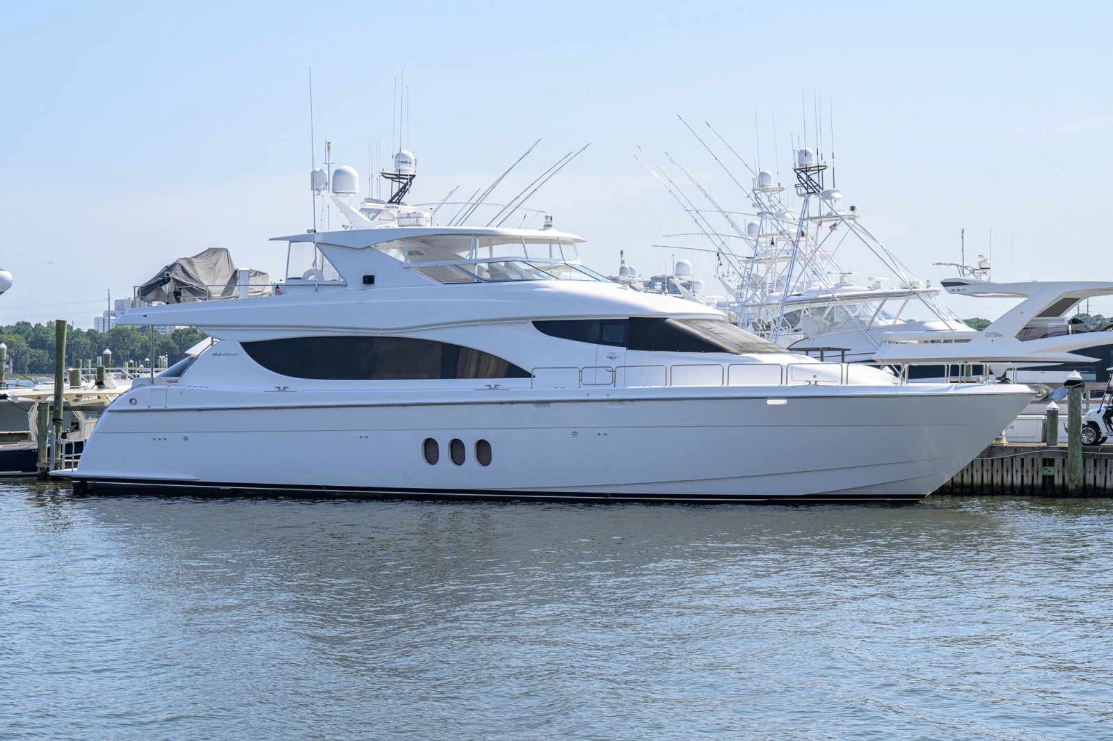 2013 Hatteras 80 Motor Yacht