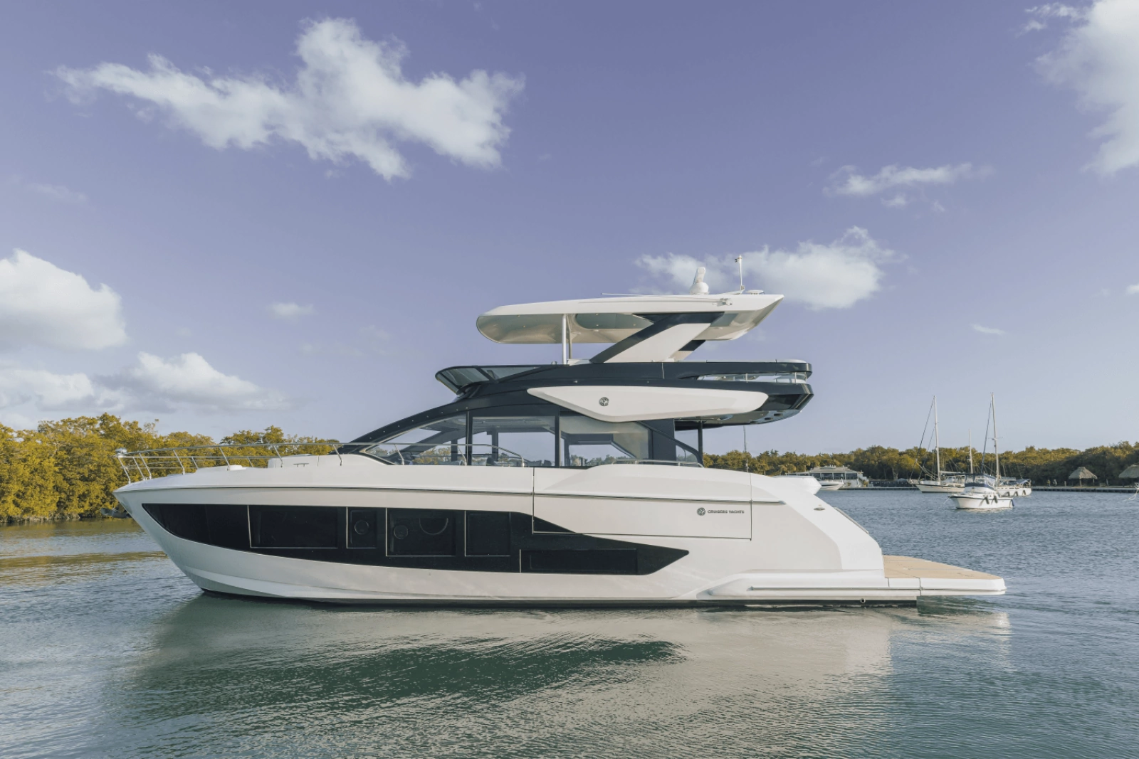 57ft Cruisers Yachts Yacht For Sale