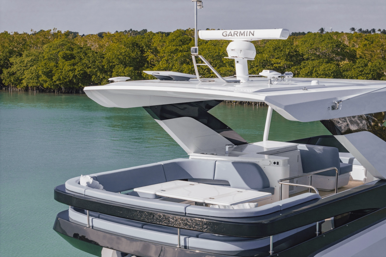 57ft Cruisers Yachts Yacht For Sale