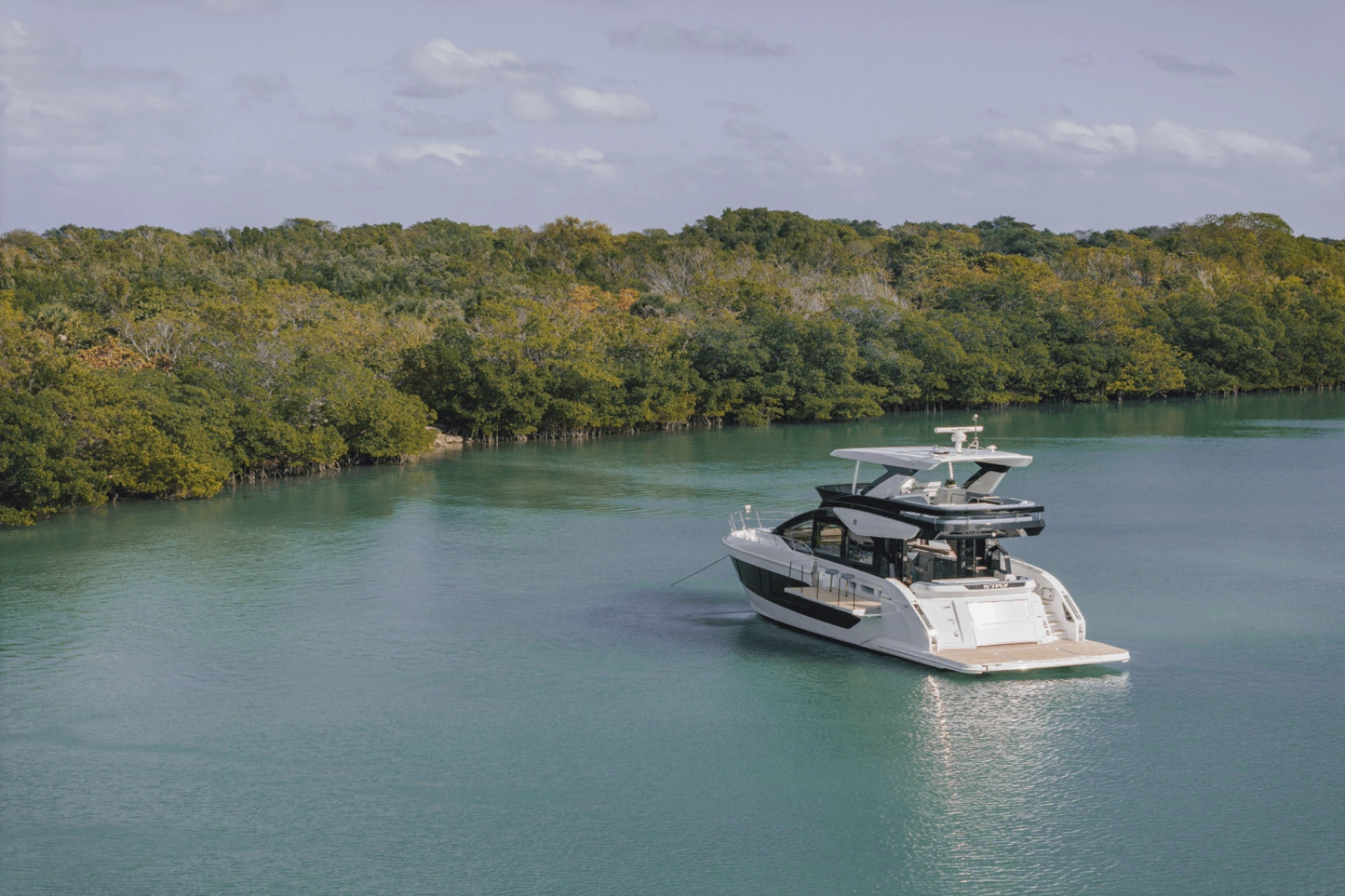 57ft Cruisers Yachts Yacht For Sale