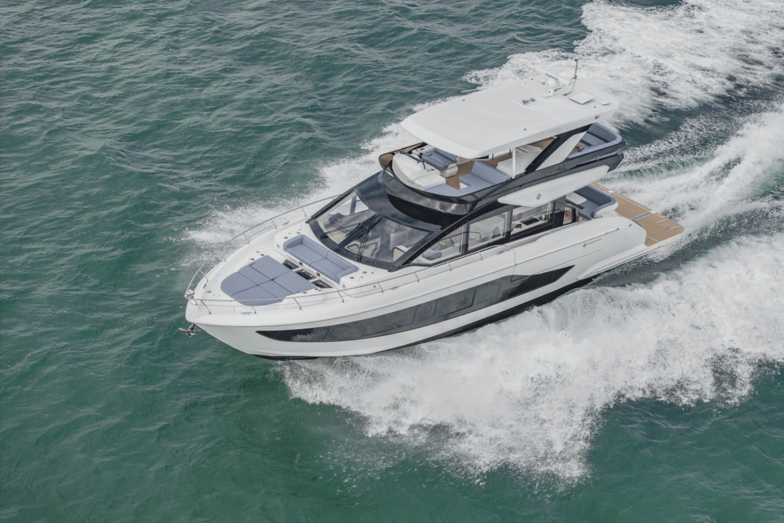57ft Cruisers Yachts Yacht For Sale