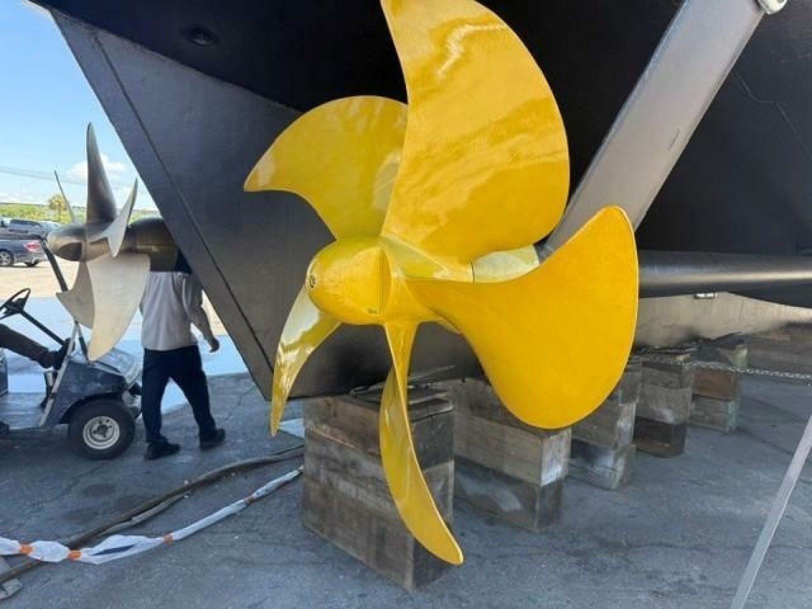 Stbd Prop And Keel