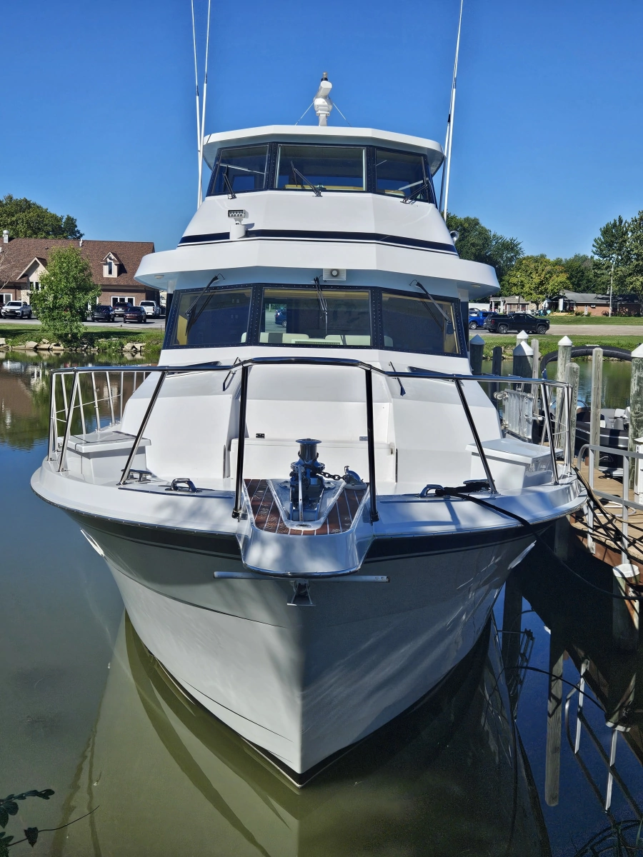 1991 Hatteras 70 Cockpit Motor Yacht