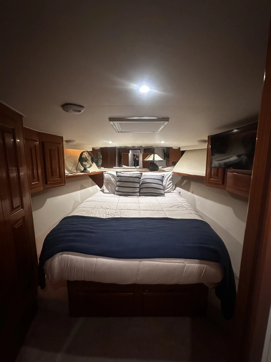 1997 Viking 58 Convertible