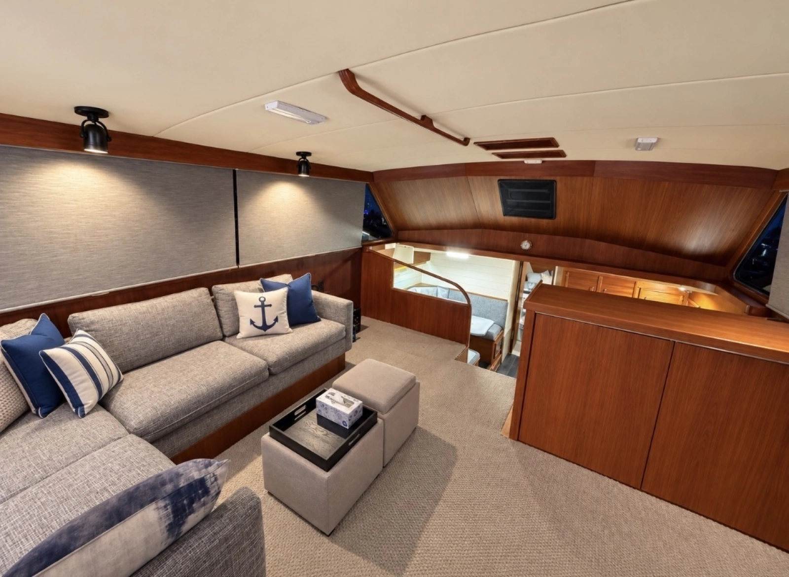 1985 Ocean Yachts 46 Sunliner