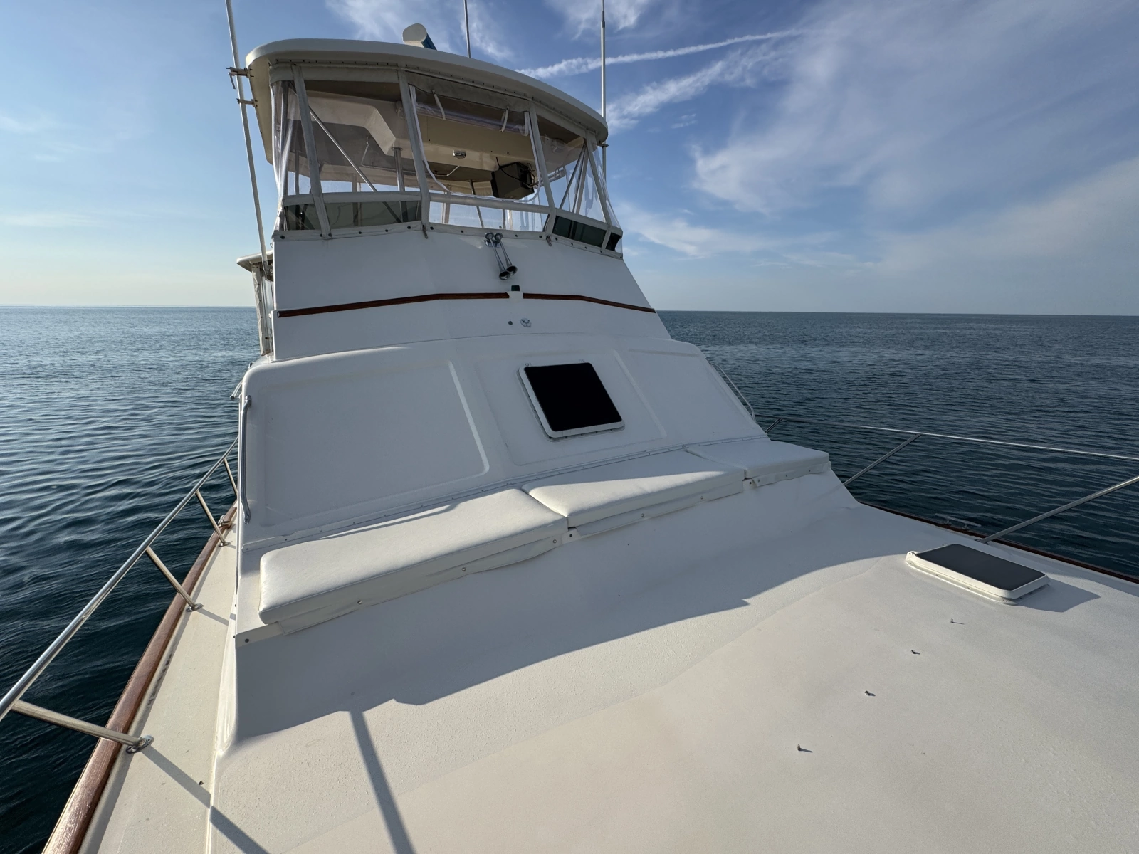 1985 Ocean Yachts 46 Sunliner