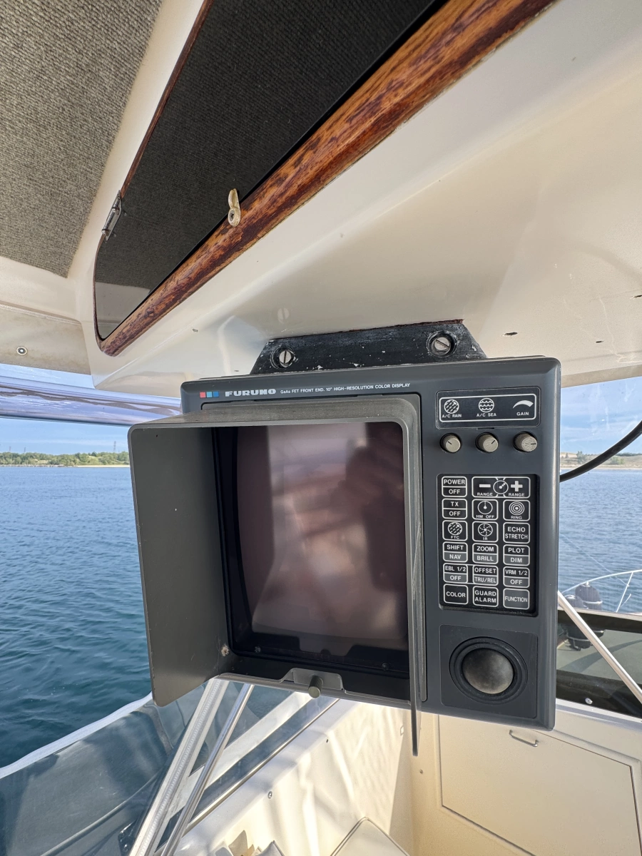 1985 Ocean Yachts 46 Sunliner