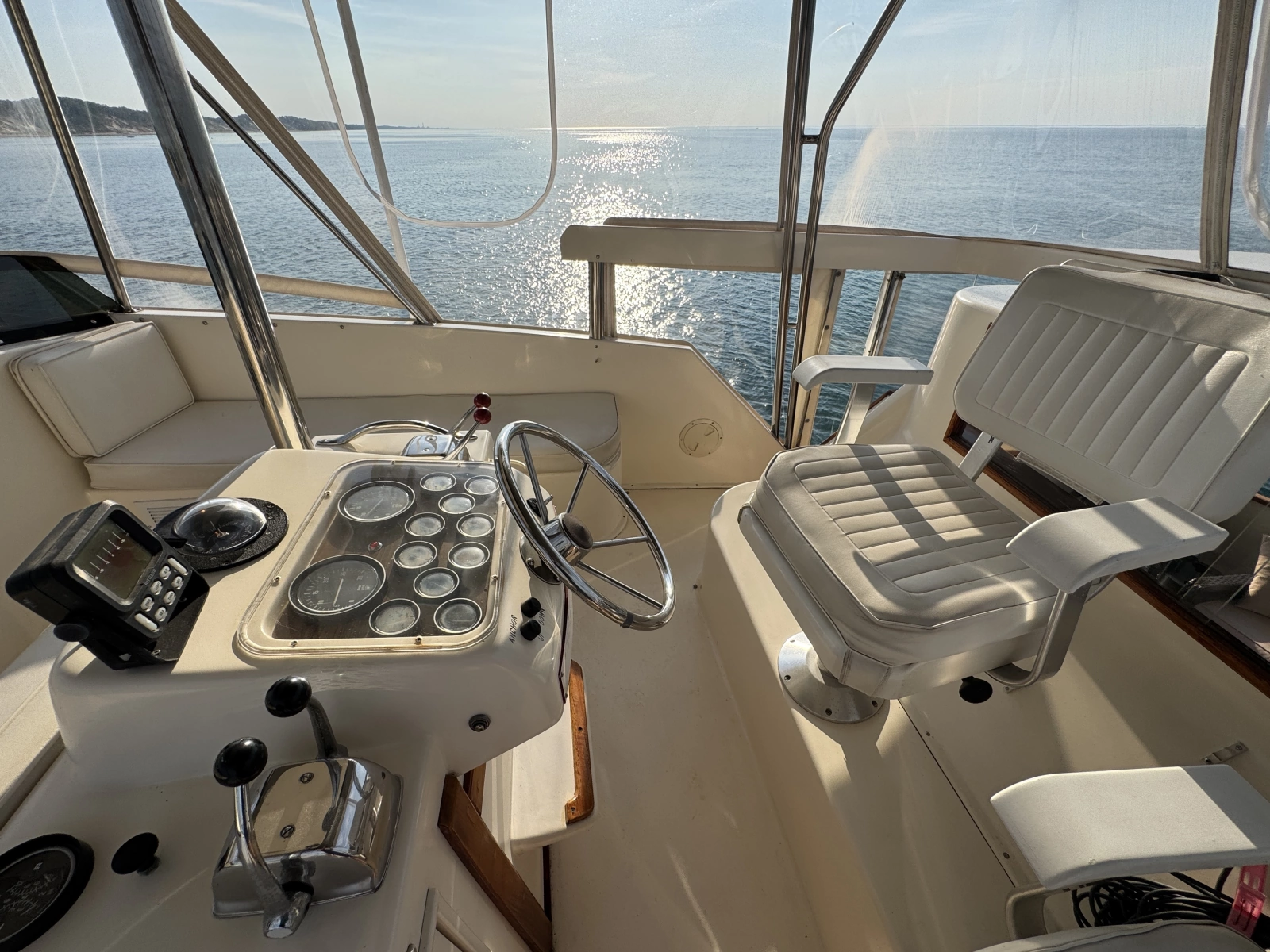 1985 Ocean Yachts 46 Sunliner