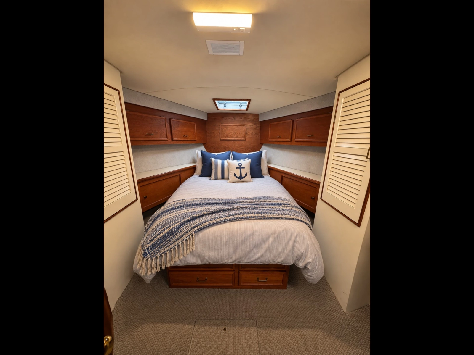1985 Ocean Yachts 46 Sunliner