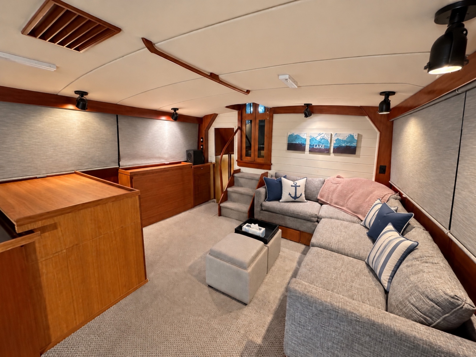 1985 Ocean Yachts 46 Sunliner