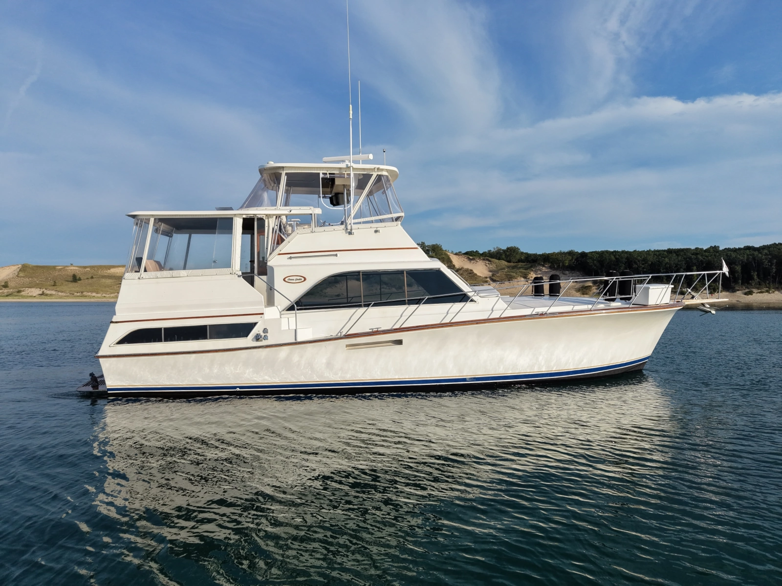 1985 Ocean Yachts 46 Sunliner