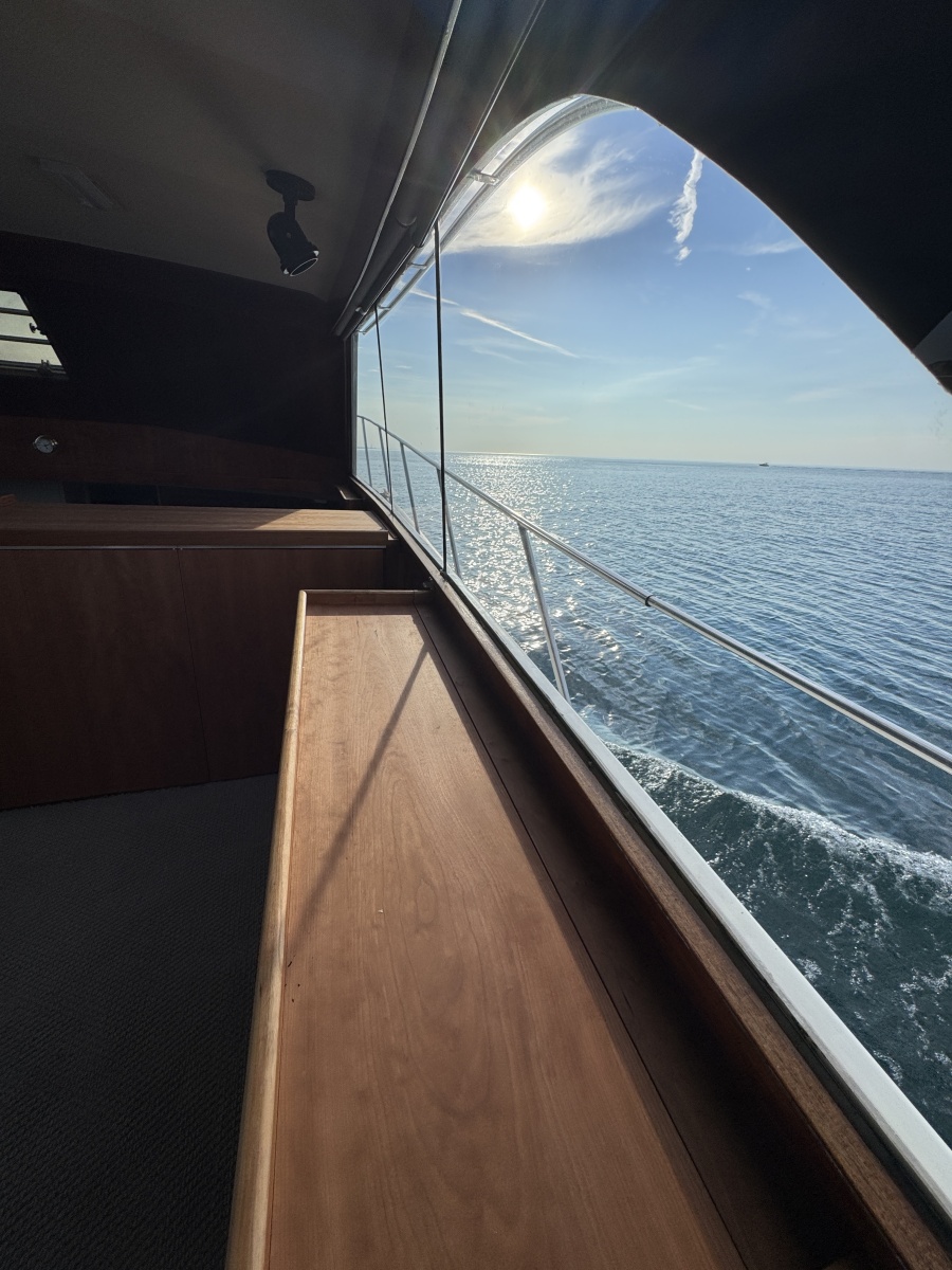 1985 Ocean Yachts 46 Sunliner