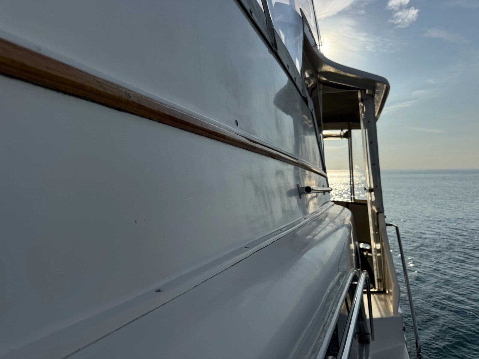 1985 Ocean Yachts 46 Sunliner
