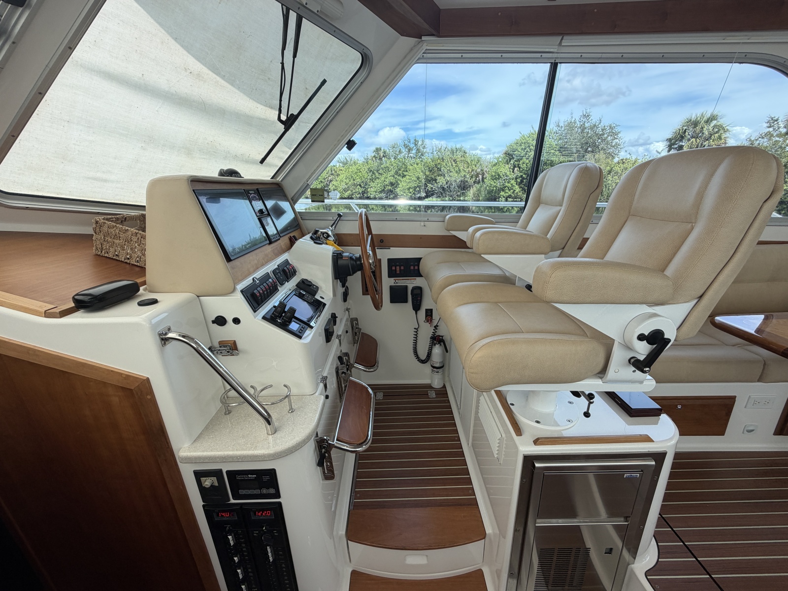 2017 Back Cove 37