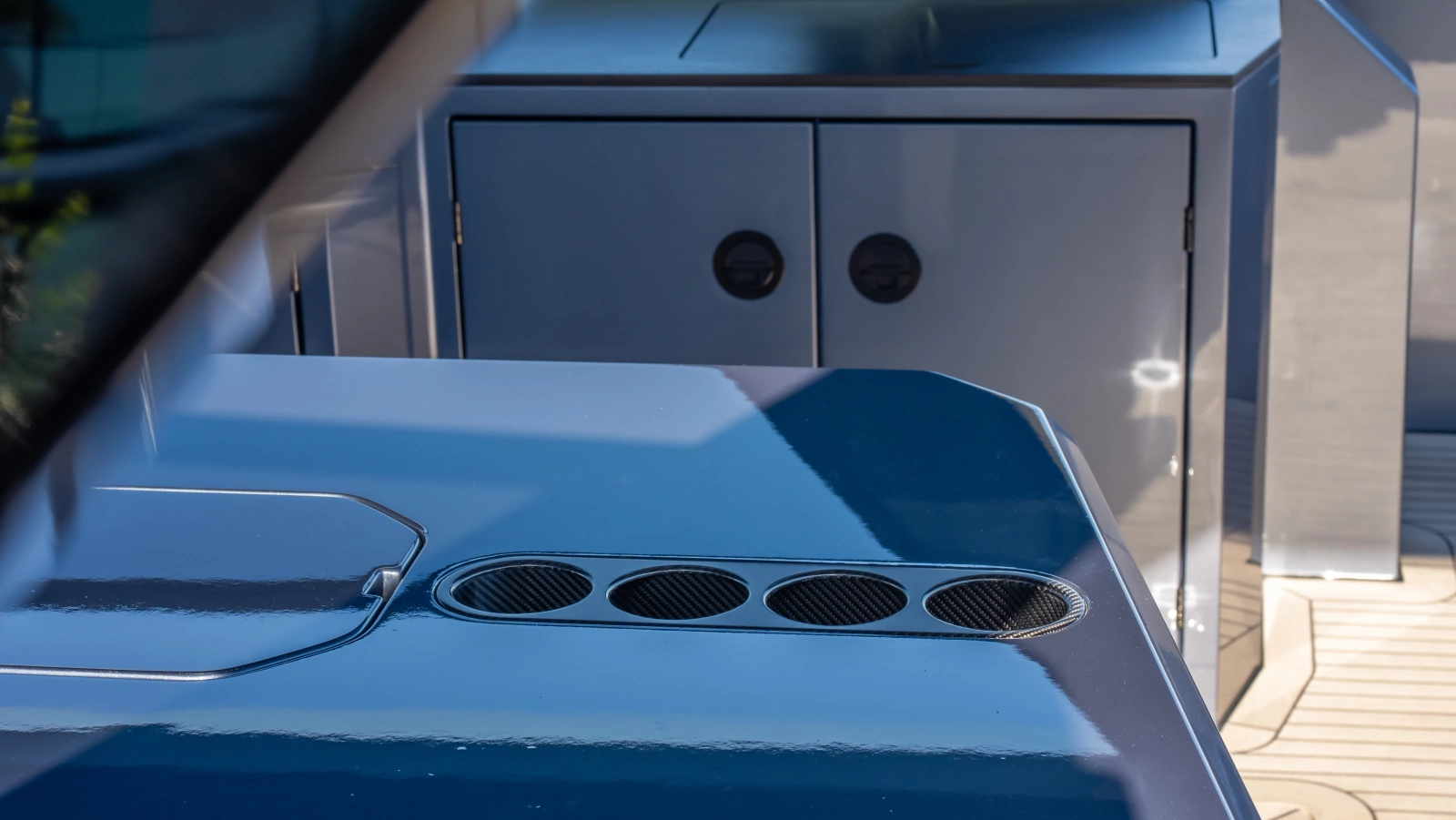 2026 Vanquish Yachts VQ70