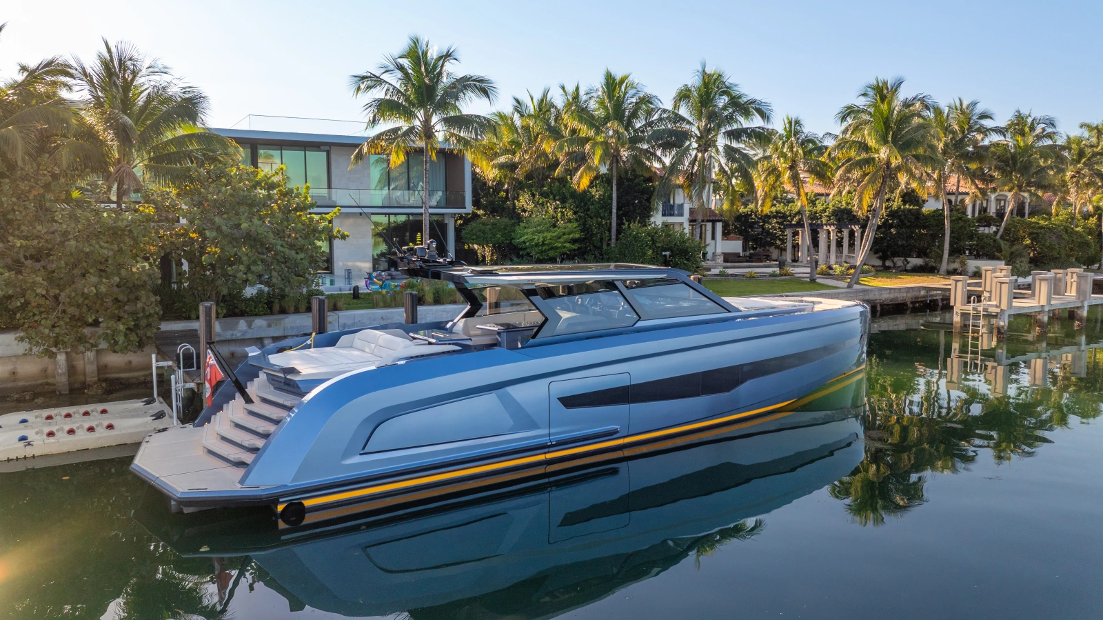 2026 Vanquish Yachts VQ70