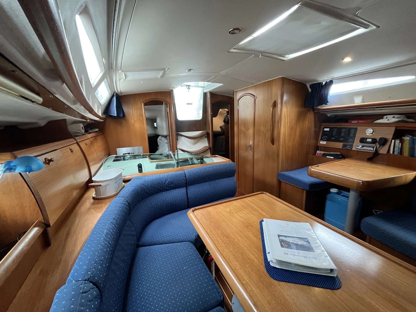 2002 Jeanneau Sun Odyssey 40