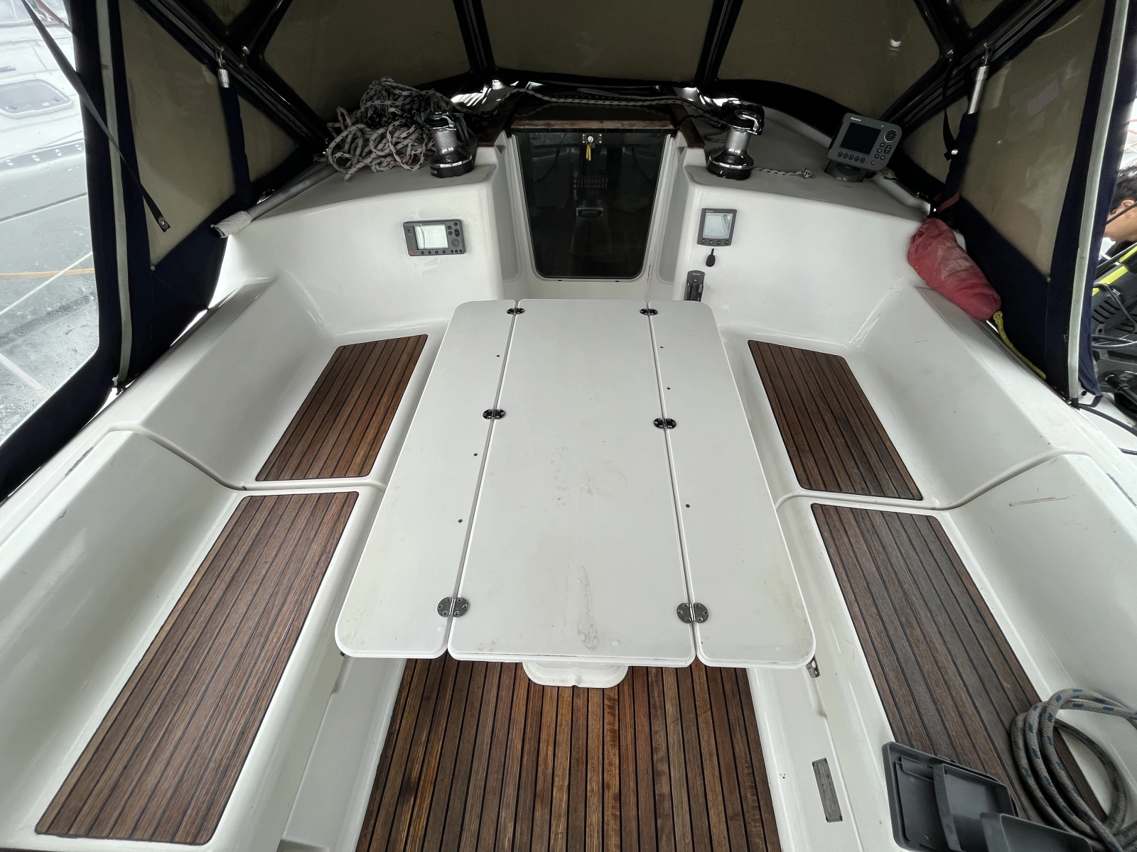 2002 Jeanneau Sun Odyssey 40