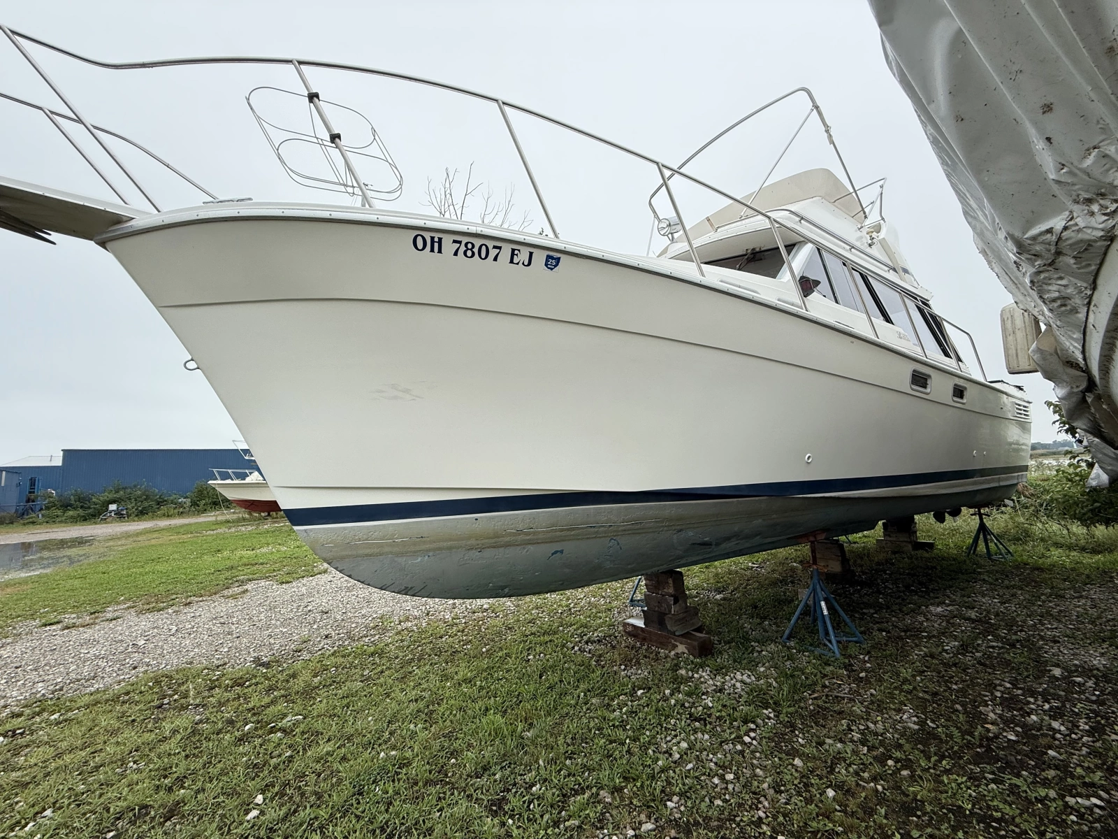 Lake Breeze 32ft Bayliner Yacht For Sale