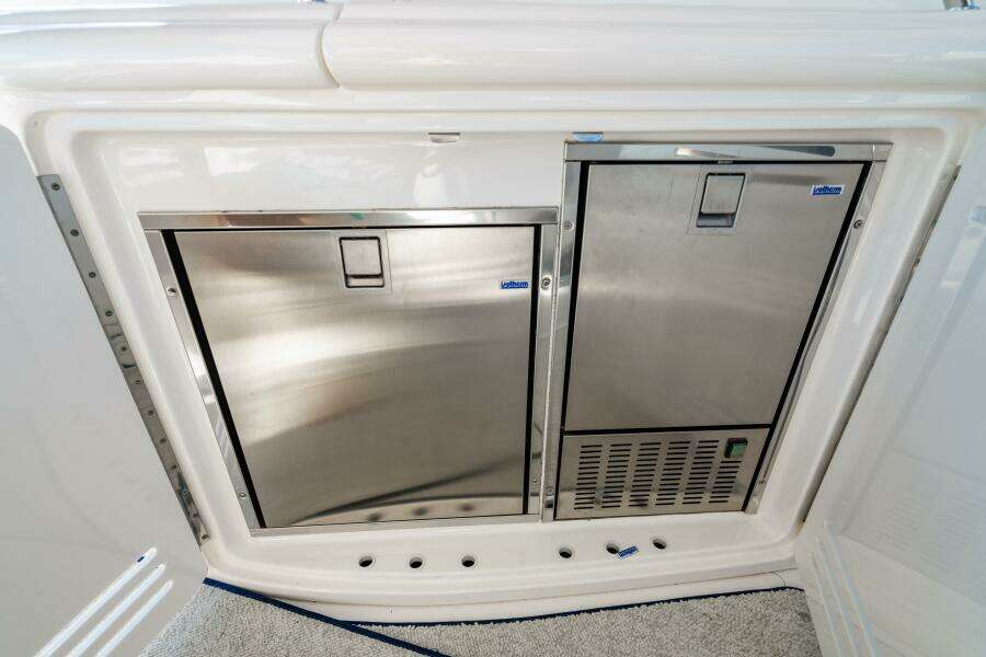 2001 Sea Ray 540 Sundancer